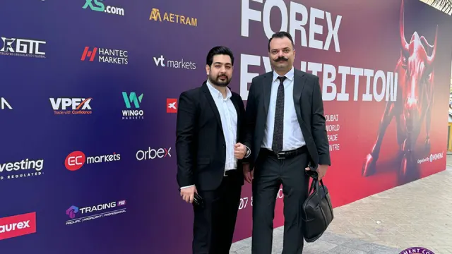 نمایندگان مان در نمایشگاه فارکس دبی ۲۰۲۵